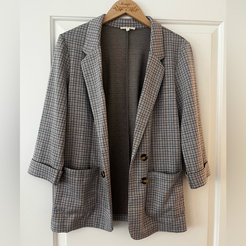 Gray Houndstooth Collar Blazer